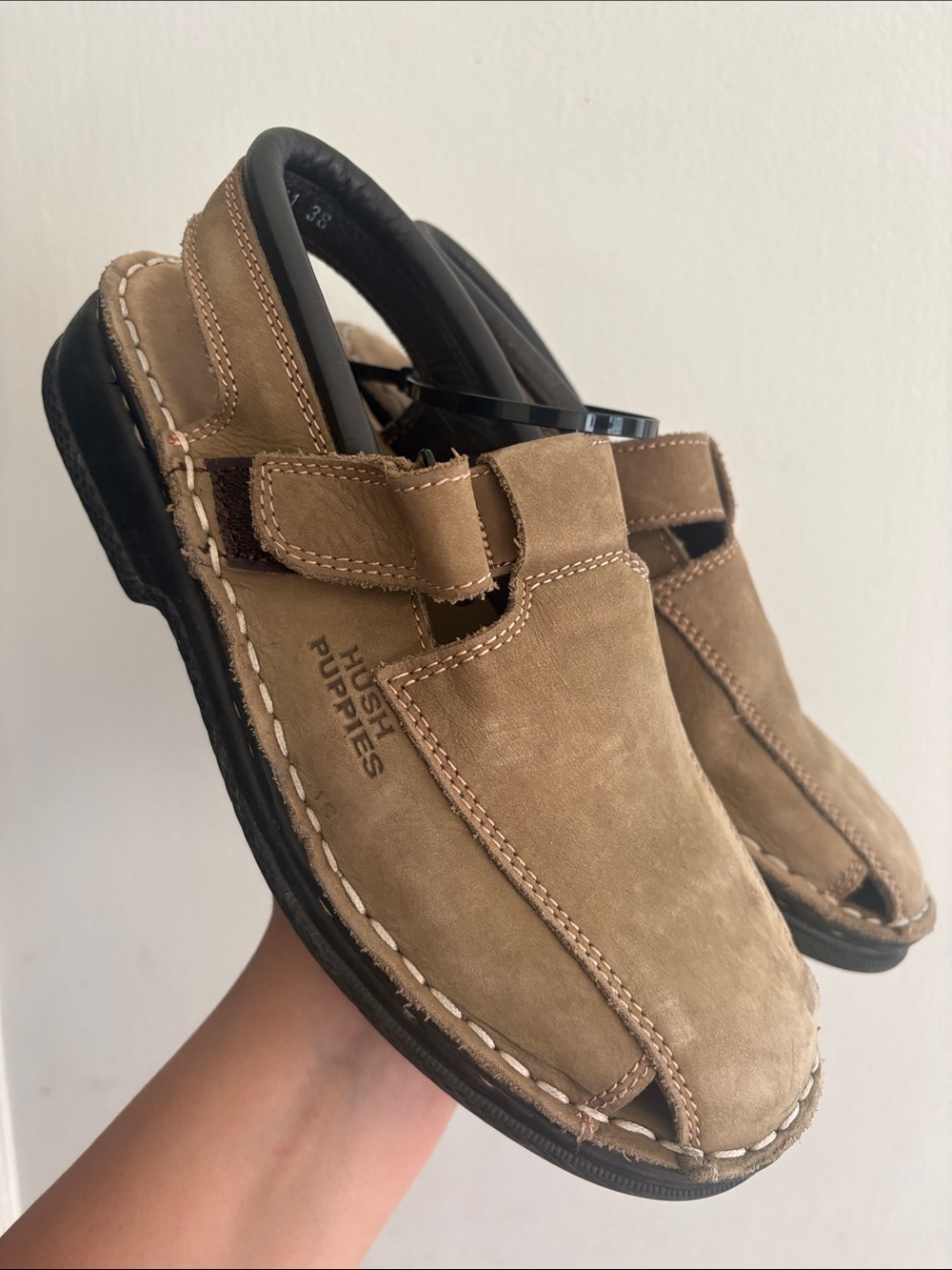 Hush Puppies Men’s Tan Suede Hook-and-Loop Open-Toe Sandals